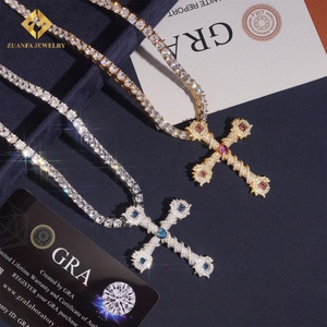 Colgante de Cruz de Plata de Ley 925 con Diamante Azul, Diamante Rosa y Moissanita para Mujer, Certificado GRA, Moissanita VVS con Incrustaciones - Product Image 6