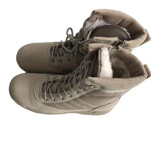 Botas de Combate Ligeras para Invierno HB09, Color Beige Desierto, con Forro Polar y Suela de Goma - Product Image 1