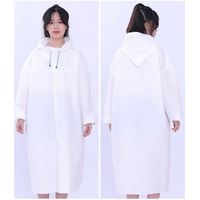 Blouse jetable blanche imperméable jetable de poncho jetable portatif