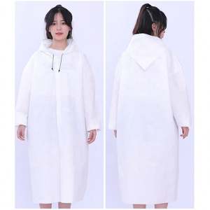 <span class=keywords><strong>Blouse</strong></span> <span class=keywords><strong>jetable</strong></span> blanche <span class=keywords><strong>imperméable</strong></span> <span class=keywords><strong>jetable</strong></span> de poncho <span class=keywords><strong>jetable</strong></span> portatif - Product Image 4