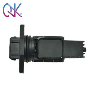 เครื่องวัดการไหลของอากาศ 077133471D สำหรับ Audi A8 เซ็นเซอร์ MAF เส้นผ่านศูนย์กลางภายใน 70 มม. เกียร์อัตโนมัติ - Product Image 3