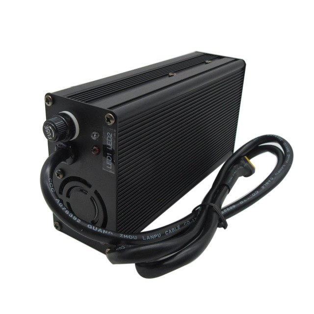 12V 10A 15A 20A 25A LiFePO4 Battery Charger 14.4V 14.6V Fast Charger Use for 4S 12.8V LFP Touring Car Bateria Pack With Fan