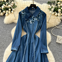Robes longues en denim pour femmes, à col, manches longues, taille cintrée, broderies florales vintage, pour l'automne