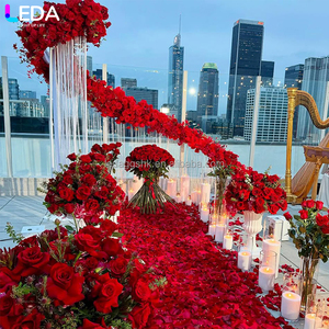 Arche de mariage en fer forgé en forme de S avec roses, toile de fond métallique personnalisée LEDA - Product Image 2