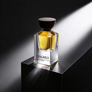 Flacon de parfum carré en verre transparent à fond épais de 1 oz, 30 ml/50 ml/100 ml, boîte vide avec couvercle en bois et pulvérisateur à pompe avec impression sérigraphique - Product Image 3
