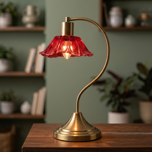 Lámpara de Mesa Tradicional de Latón con Pantalla de Cristal Verde en Forma de Flor, Base E12 LED para Dormitorio - Product Image 2