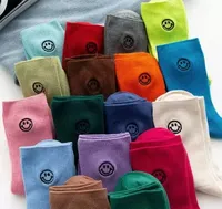 Chaussettes de sport écologiques antidérapantes en coton 100% avec bordure unie et broderie personnalisée pour femme – Vente en gros