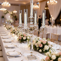 Candélabre moderne et simple à 5 bras en acrylique, porte-bougie hurricane, centre de table pour la décoration de la maison et des mariages