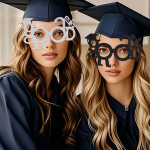 Lunettes <span class=keywords><strong>de</strong></span> fête à thème <span class=keywords><strong>de</strong></span> la saison des diplômes, monture amusante avec lettres GRAD, pour photos <span class=keywords><strong>de</strong></span> cérémonie <span class=keywords><strong>de</strong></span> remise des diplômes, durables et réutilisables, directement <span class=keywords><strong>de</strong></span> l'usine - Product Image 2