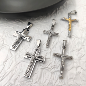 Haute Qualité Religion Crucifix Collier personnalisé 18K PVD Or En Acier Inoxydable Classique <span class=keywords><strong>Jésus</strong></span> <span class=keywords><strong>Croix</strong></span> <span class=keywords><strong>Pendentif</strong></span> pour Hommes Garçons MSPC011 - Product Image 5