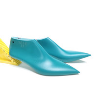 Arbre à chaussures à bouche peu profonde pour femmes avec talon fin de 4cm en plastique pour chaussures à talons hauts W393