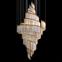Lustre en cristal en spirale sur mesure, lampe suspendue verticale rotative de luxe en verre pour villa, hôtel, hall, salon, éclairage de projet