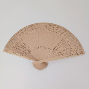 Abanicos Plegables de Madera de Sándalo, Abanicos de Mano Personalizados con Logotipo, Abanicos al por Mayor para Regalo - Product Image 3