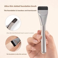 Kuas Foundation datar ultratipis kuas rias kepala datar rias wajah mulus ajaib pemula untuk wajah