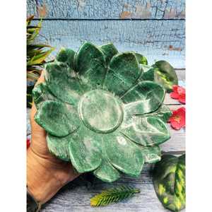 Bol en forme de lotus sculpté à la main en pierre d'aventurine verte - 7 pouces de diamètre et 426 g (0,94 lb) - UN SEUL BOL - Product Image 1