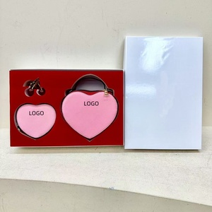 <span class=keywords><strong>Set</strong></span> Regalo di Lusso per San Valentino 2025: Borsa Firmata con Cuore e Portamonete con Cerniera per Donne - Product Image 3