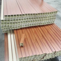 Tube carré en composite bois-plastique pour l'intérieur, tubes WPC laminés PVC pour cloisons et plafonds