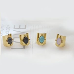 Anillo de Piedra Ovalado de Banda Ancha Estilo Retro, Acero Inoxidable Pulido, Chapado en Oro de 14K, Anillo con Piedras Naturales - Product Image 2