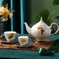 Pour ensemble de vaisselle de mariage en porcelaine osseuse écologique avec bordure dorée Décalcomanies en relief personnalisables de qualité alimentaire sans BPA
