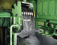 Séparateur magnétique - MAGOPUS (type MBH) Marque Greencore E&C 1500 kg de poids Barres magnétiques et unité de grattoir Composants principaux