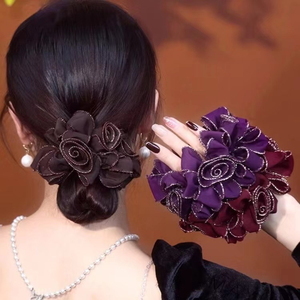 Coletero de Moda Minimalista de Doble Capa con Diseño Floral, Versátil y Exclusivo, para Mujer, Venta al por Mayor de Accesorios para el Cabello - Product Image 1