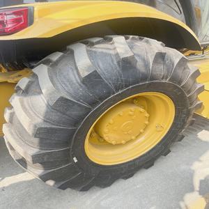 Chargeuse-pelleteuse d'occasion Cat 420F, moteur diesel d'origine, transmission intégrale 4x4, années de fabrication 2018, 2020, 2022 - Product Image 6