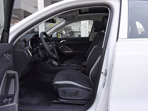 <span class=keywords><strong>Audi</strong></span> <span class=keywords><strong>Q3</strong></span> SUV Usado, 5 Plazas, Gasolina, Automático de 7 Velocidades, Neumáticos R17, 5 Puertas, Asientos de Cuero, Volante a la Izquierda, <span class=keywords><strong>Precio</strong></span> Económico - Product Image 3