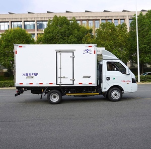 Camion frigorifique Dongfeng 4 *2, état neuf, boîte de vitesses manuelle, pour le <span class=keywords><strong>transport</strong></span> logistique de produits frais, carburant diesel - Product Image 4