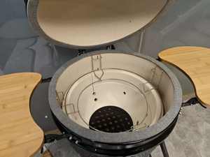 <span class=keywords><strong>Barbecue</strong></span> au charbon de bois <span class=keywords><strong>Kamado</strong></span> en céramique de 18 pouces avec chariot et table d'appoint pliable en bambou pour <span class=keywords><strong>barbecue</strong></span> en plein air - Product Image 2