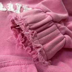 Conjuntos de chándal de entrenamiento rosa con logotipo personalizado, conjunto de pantalones de dos piezas para mujer, conjunto de chándal para mujer, sudadera con cremallera desgastada, chándales para mujer - Product Image 4