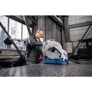 <span class=keywords><strong>Scie</strong></span> à découper à sec <span class=keywords><strong>sans</strong></span> <span class=keywords><strong>fil</strong></span> professionnelle industrielle GCD 18V-355 à batterie, <span class=keywords><strong>sans</strong></span> balais, pour métaux, avec guide laser et fixation <span class=keywords><strong>sans</strong></span> clé - Product Image 6