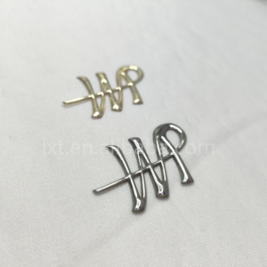 Оптовая продажа, индивидуальный дизайн, термопластырь, качественный рельефный 3D-термопластырь с логотипом ТПУ на одежде, термопластырь - Product Image 4