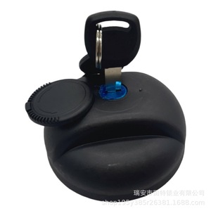 Tapa de Tanque de Combustible Scania 65 con Rosca Bloqueable de Polioximetileno Negro para Camiones de Trabajo Pesado - Product Image 5