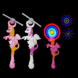 Enfants éclairent <span class=keywords><strong>licorne</strong></span> jouet bâton d'éclairage led musique rainbow filature moulin à vent baguette - Product Image 2