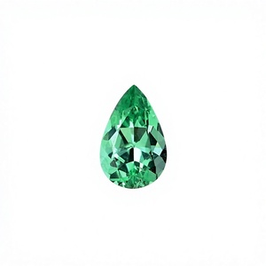 พลอยมรกตสีเขียวธรรมชาติและสร้างในห้องปฏิบัติการ - Product Image 1