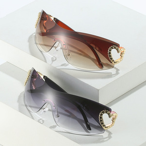 Lunettes de soleil monobloc <span class=keywords><strong>tendance</strong></span> Y2K européennes et américaines <span class=keywords><strong>2022</strong></span>, nouvelles lunettes de célébrité d'Internet pour femmes, lunettes transfrontalières - Product Image 2