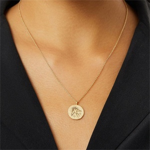 Collier vintage avec pendentif rond en zircon CZ, bijoux fantaisie - Product Image 5