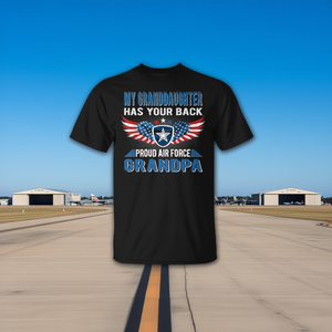 Camiseta Proud Air Force Grandpa: Mi nieta tiene tu espalda - Camiseta promocional - Product Image 3
