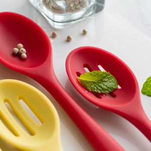 Cuchara coladora de silicona para cocina, utensilio de cocina de silicona de grado alimenticio, cuchara para mezclar sopa, cuchara antiadherente con orificios - Product Image 3