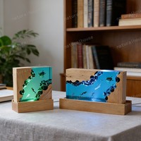 Lampe de nuit en résine époxy artisanale tortue marine et plongeur, base en bois USB, scène sous-marine 3D, lampe de table, cadeau marin pour chambre à coucher