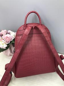 Mochila de cuero genuino para hombre de alta gama, personalizada de fábrica, mochila premium 100% de cuero genuino de cocodrilo con logotipo en lámina dorada - Product Image 2