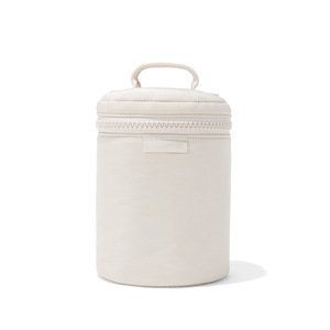 Bolso cilíndrico portátil marrón claro, diseño práctico, bolso de viaje para uso diario. - Product Image 3