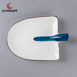 <span class=keywords><strong>Assiette</strong></span> en porcelaine de luxe nordique de 10/12 pouces, en forme de pelle, à tête ronde, pour la restauration - Product Image 3