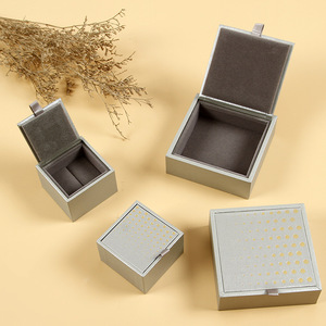 Nuevo Lanzamiento de Productos: Cajas para Joyería con Logotipo, Caja de Joyería Pequeña y Portátil, Empaque para Joyería - Product Image 4