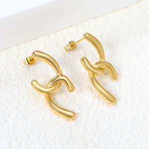 Minimalist 18K Gold Plated Pvd Stainless Steel Jewelry Double C Twisted <b>Stud</b> <b>Earrings</b> Wholesale Bulk Unique <b>Earrings</b> for Women - Product Image 4