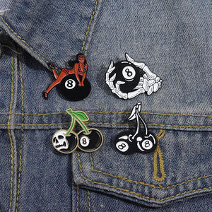 Magische 8-Ball Kersen Emaille Spelden Grappige Creatieve Kersen Zwart 8 Biljart Broche Kraag Revers Badge Punk Sieraden Cadeau Voor Vriend - Product Image 3