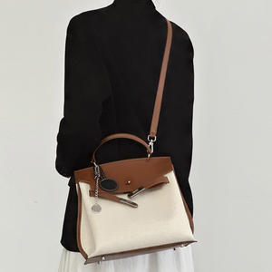 Custom Wholesale OEM 2025 NEW Design Lady Casual Fashion Handbags Sling Canvas Genuine Leather Shoulder Crossbody <strong>Bag</strong> for Women - Product Image 1