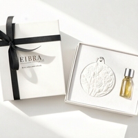 Diffuseur de parfum d'ambiance en céramique personnalisé de luxe pour armoire et voiture, avec huiles essentielles et bâtonnets parfumés