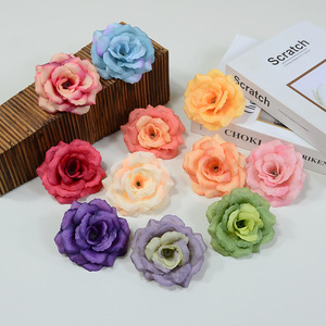 Flores Artificiales de Rosa Dongchen Crafts, Flores de Seda de 8 cm, Decoraciones para Bodas, Accesorios de Decoración para el Hogar - Product Image 1