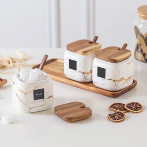 Ensemble de pots à épices et de sucriers en céramique de style vintage avec support en bois, résistant au congélateur, design multifonctionnel - Product Image 4